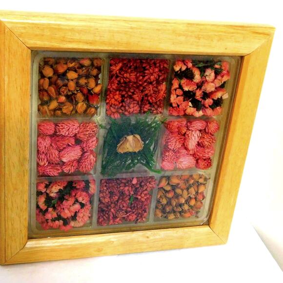 Vintage Colorful Dried Flower Decorative Trivet Tray From France - Picture 2 of 7